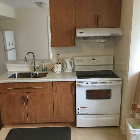 Appartement Gorgeous 1Bdr Prime Kitchen à Ajax Extérieur photo